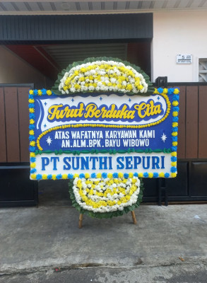 Papan Bunga Duka di Rantau Laban