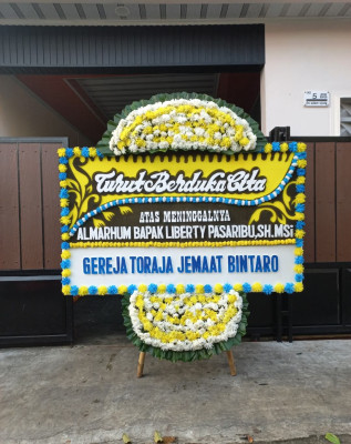 Papan Bunga Duka di Rantau Laban