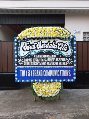 Papan Bunga Duka di Rantau Laban